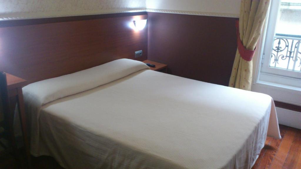 Hotel Aguila Vigo Exterior photo