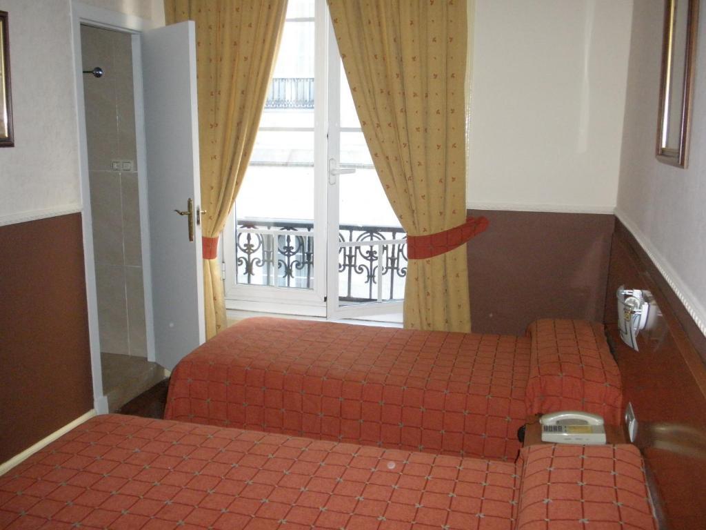 Hotel Aguila Vigo Exterior photo